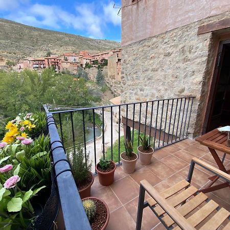 Apartamento Portal Del Agua Albarracín Екстериор снимка