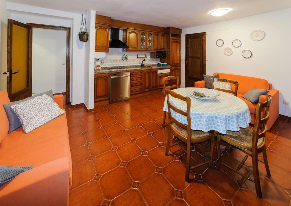 Apartamento Portal Del Agua Albarracín Екстериор снимка